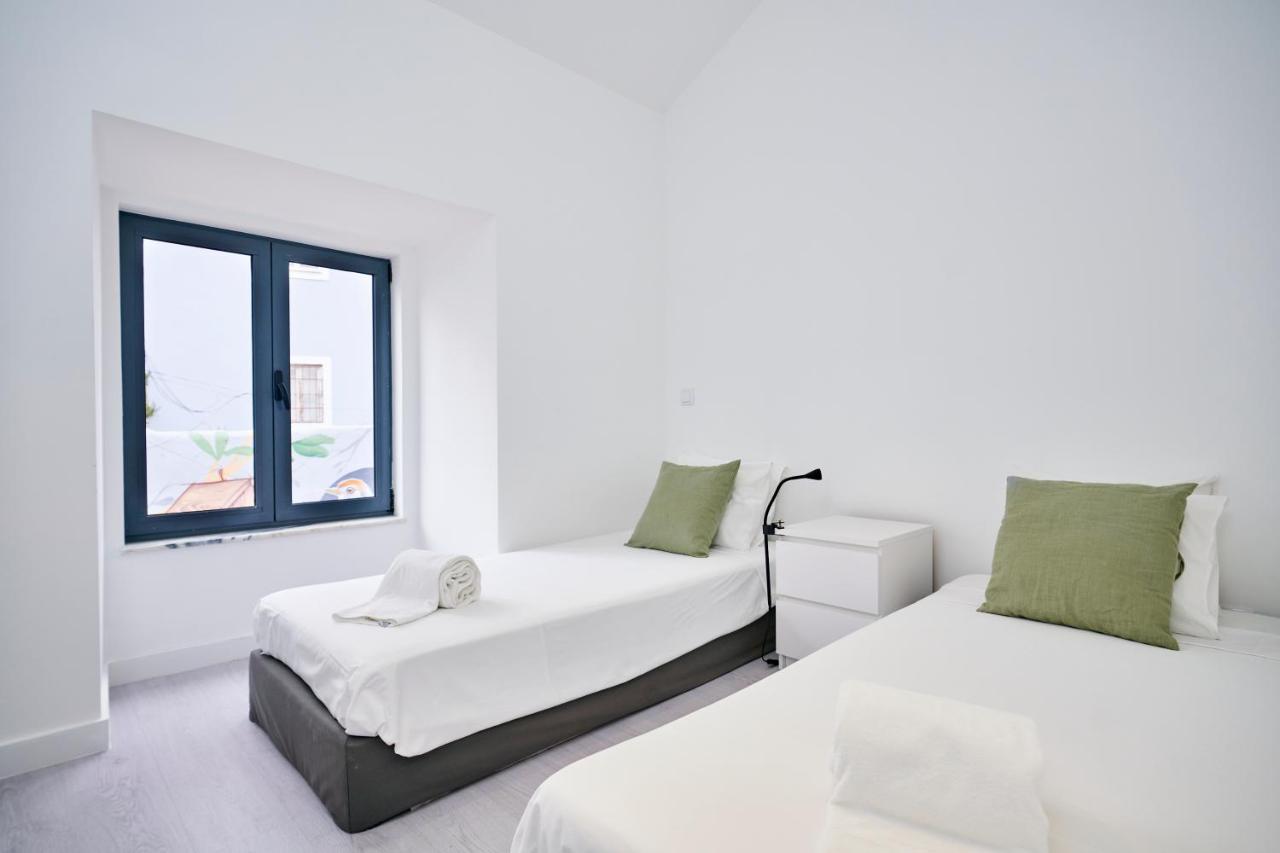 Altido Fabulous 3-Br Apartment In Western Lisbon Exterior photo